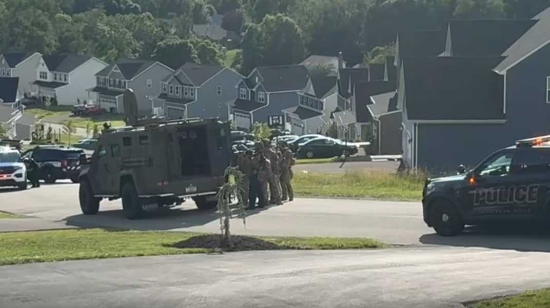 Residents to avoid area due to 'heavy police presence' in Jefferson Hills