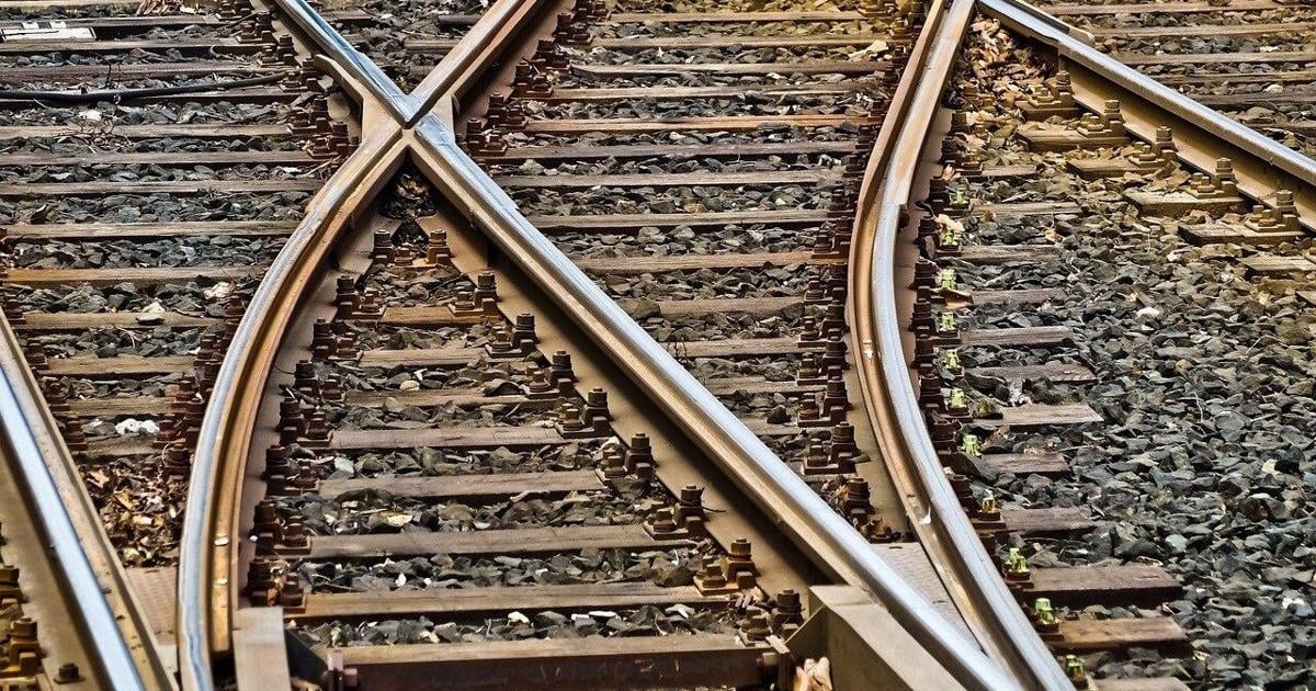 2 railroad crossings in Lehigh County to be temporarily closed for track replacement | Western Lehigh County