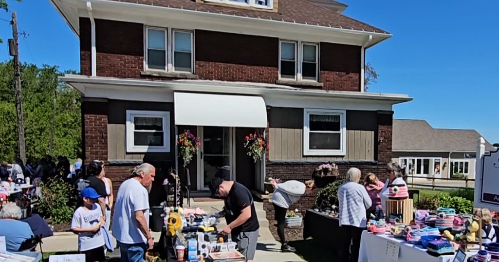 Ambridge Roses Kicks off Summer with Flea Market | Local News