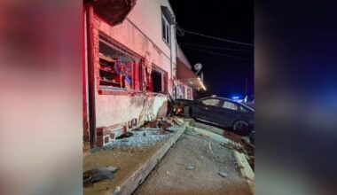 Car crash into Northampton County boutique leads to high-speed chase, arrest warrant for driver | Nazareth Area