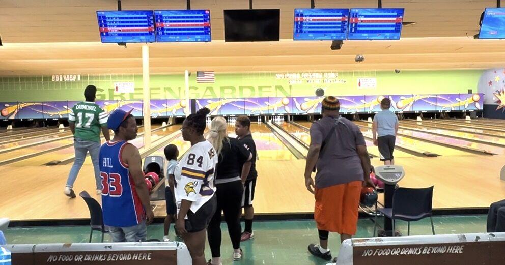 Erie Youth League and Cheer Group Team for Bowling Benefit | News