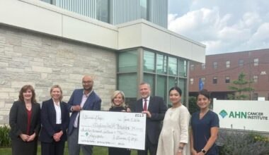 A Glimmer of Hope Donates $35,000 to AHN Cancer Institute | News