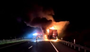 Tractor trailer hauling iced tea catches fire on Route 222 in Berks | Berks Regional News