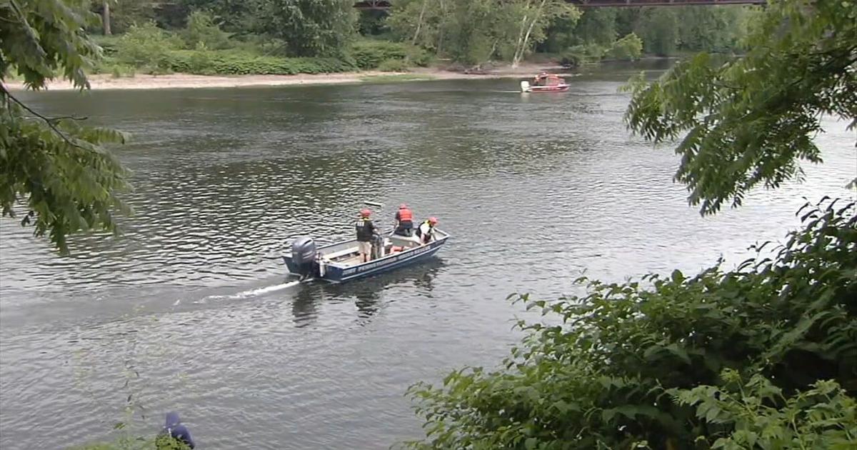 Dive teams and helicopter deployed in search for lost person in Delaware River | Easton Area