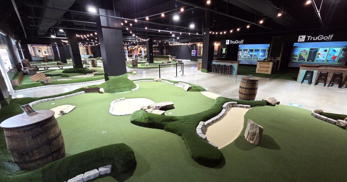 Lehigh Valley entertainment and dining venue expands with mini golf, arcade and 2nd bar | Bethlehem Area