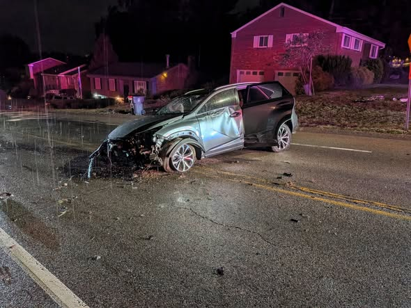 Crash in Green Tree, Allegheny County Crash in Green Tree, Allegheny County