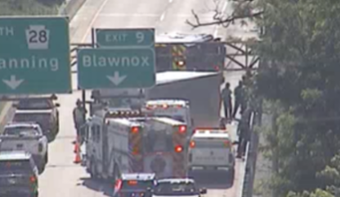 Overturned truck shuts down part of Route 28 in Allegheny County