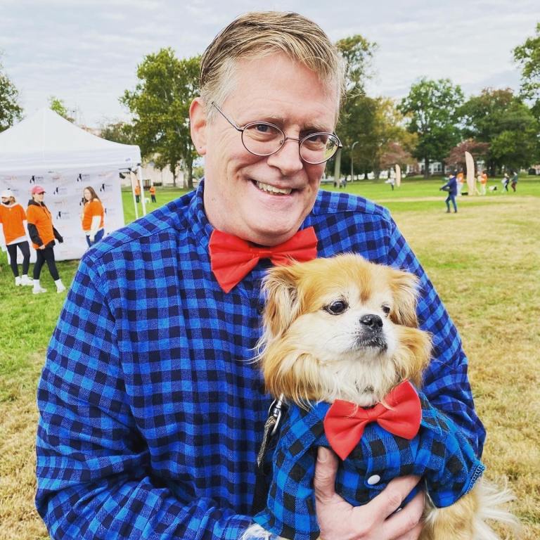 Twins in a Past Mutt Strut Costume Contest