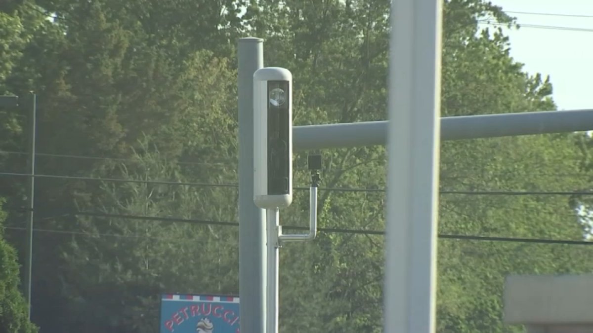 When, where Bensalem issuing $100 red light camera fines – NBC10 Philadelphia