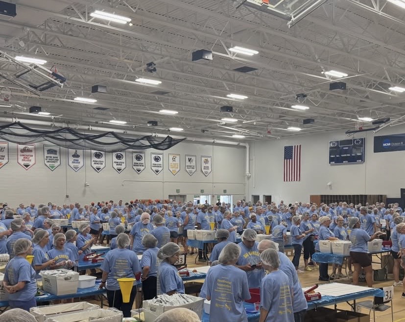 United Way Big Cheese marks 10 years with 250,000 meals packed