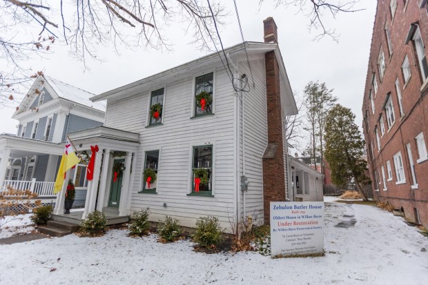 The exterior of the Zebulon Butler House in Wilkes-Barre on Tuesday, Dec. 23, 2025. (JASON ARDAN / STAFF PHOTOGRAPHER)
