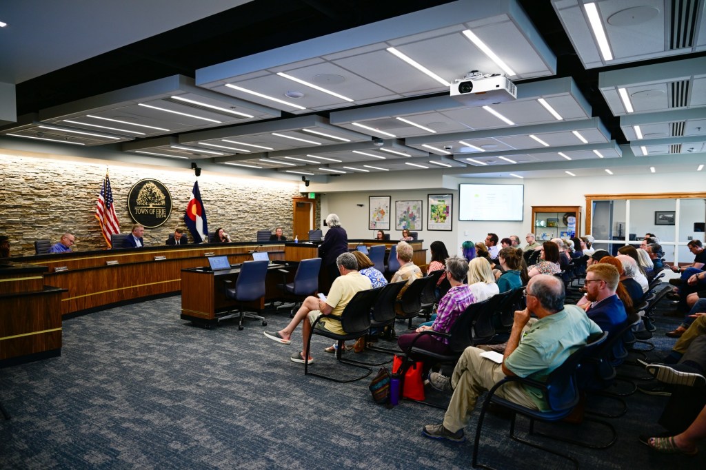 Split vote of Erie Town Council rejects deal tied to Draco oil and gas project