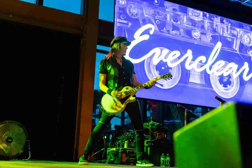 Show Review: Everclear and Atlassian at Musikfest Cafe in Bethlehem, PA – New Noise Magazine