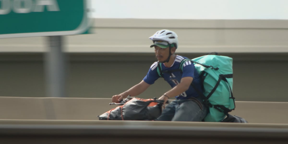 Japanese student bikes 1,200 miles from Pittsburgh to Dallas for World Cup