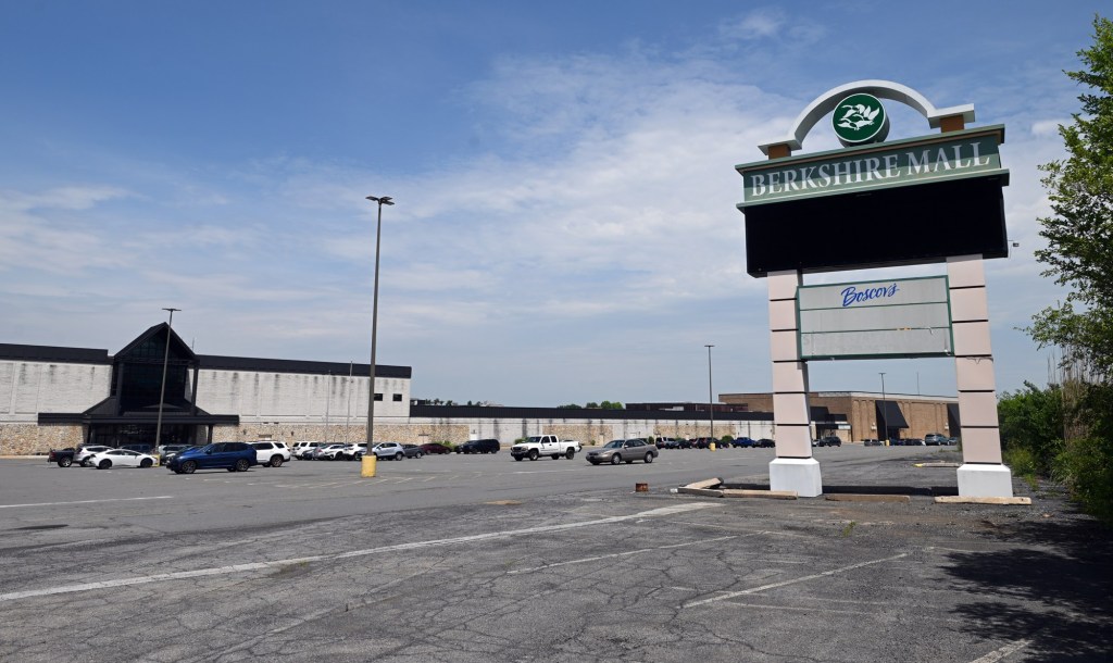 Berkshire Mall sale closing postponed until September