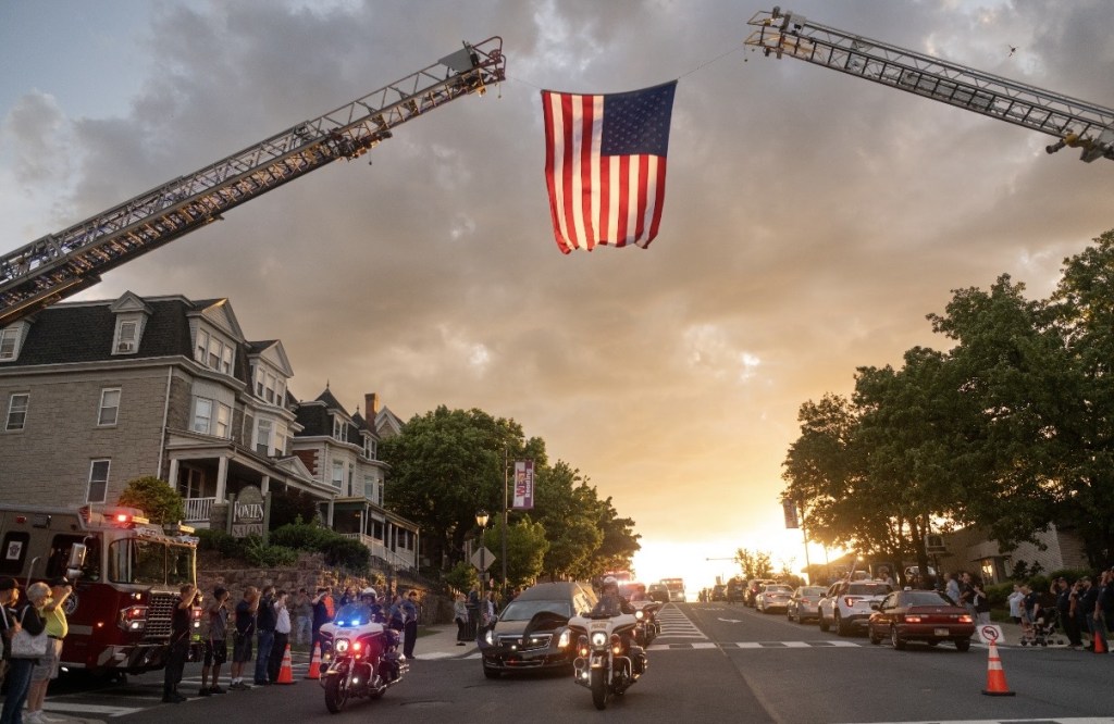 Community shows respect for fallen Central Berks Regional police officer (Photos)