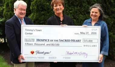 Hospice receives check from Timmy’s Town Center – Scranton Times-Tribune
