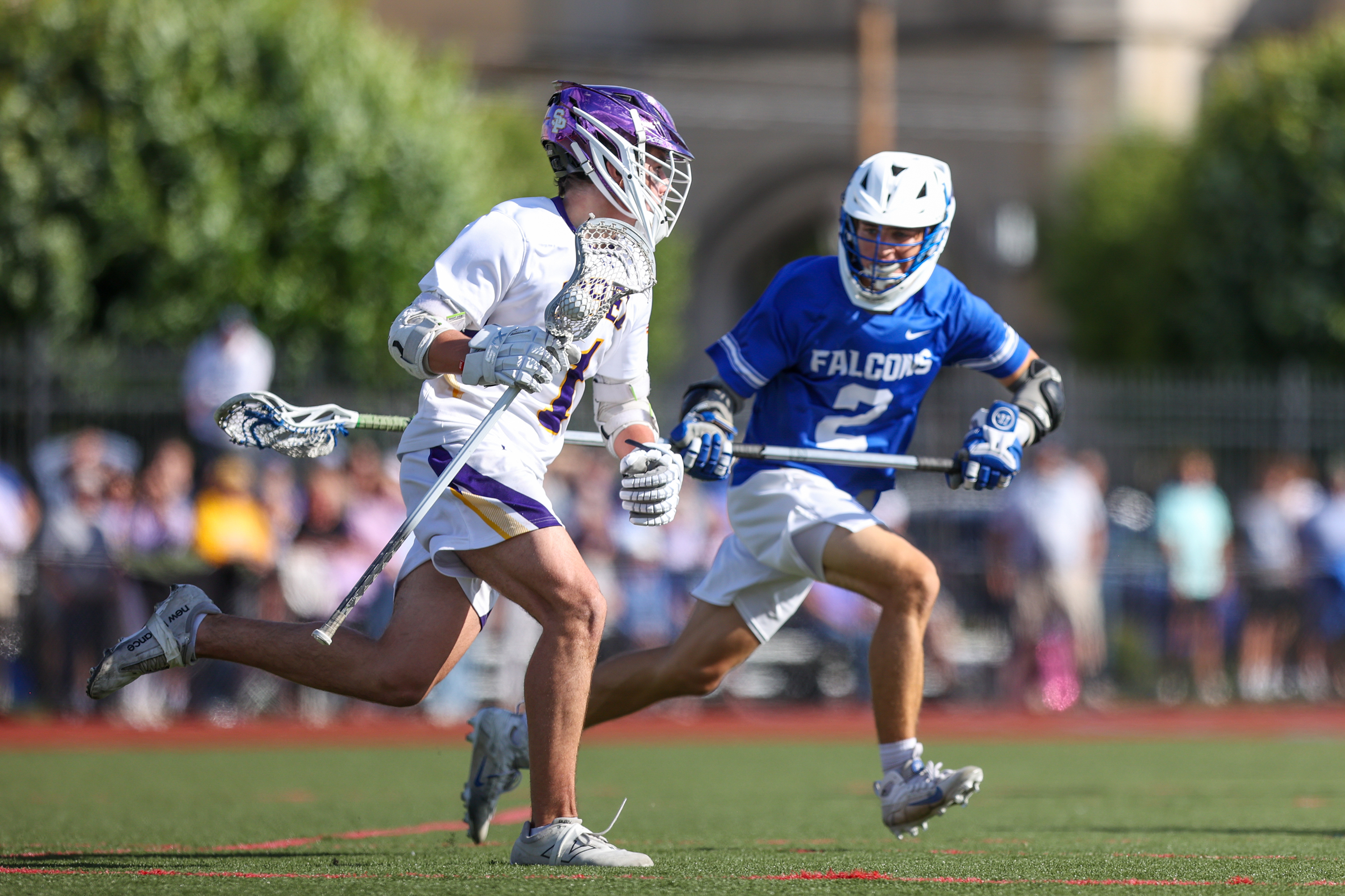 Scranton Prep’s Owen McPartland (1) runs with the ball during...