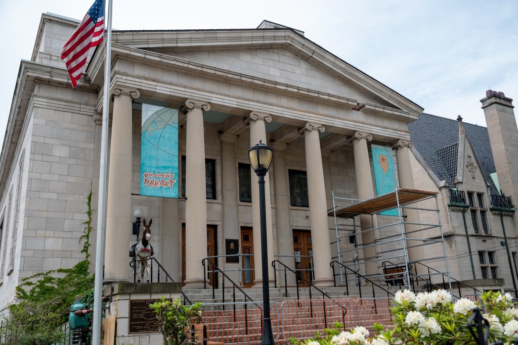 Lackawanna County Children's Library in Scranton to repair stone facade
