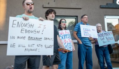 County Dem Committee tells 76 members they're ineligible for supporting independent candidates