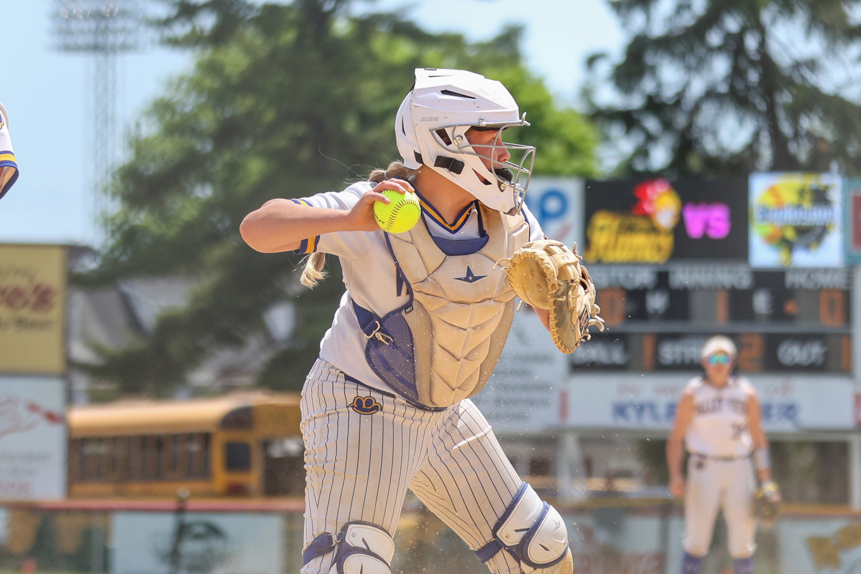 Valley View’s Maggie Hallett (11) makes the throw to first...