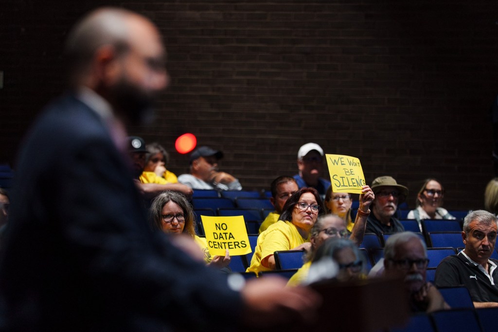 Wildcat Ridge Data Center concludes testimony, turning floor over to residents