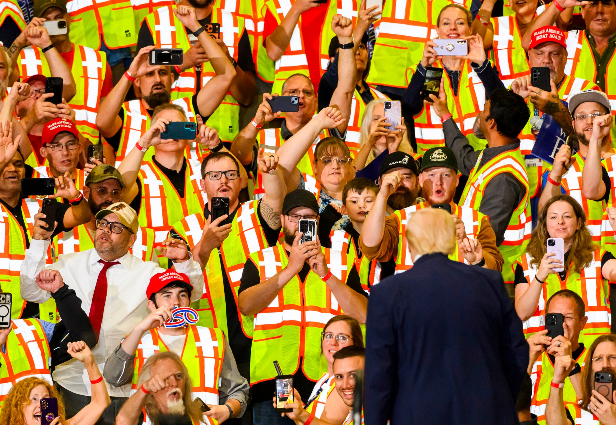 President Donald J. Trump ends his speach Tuesday, June 23, 2026, at Mack Truck in Lower Macungie Township. (April Gamiz/The Morning Call)