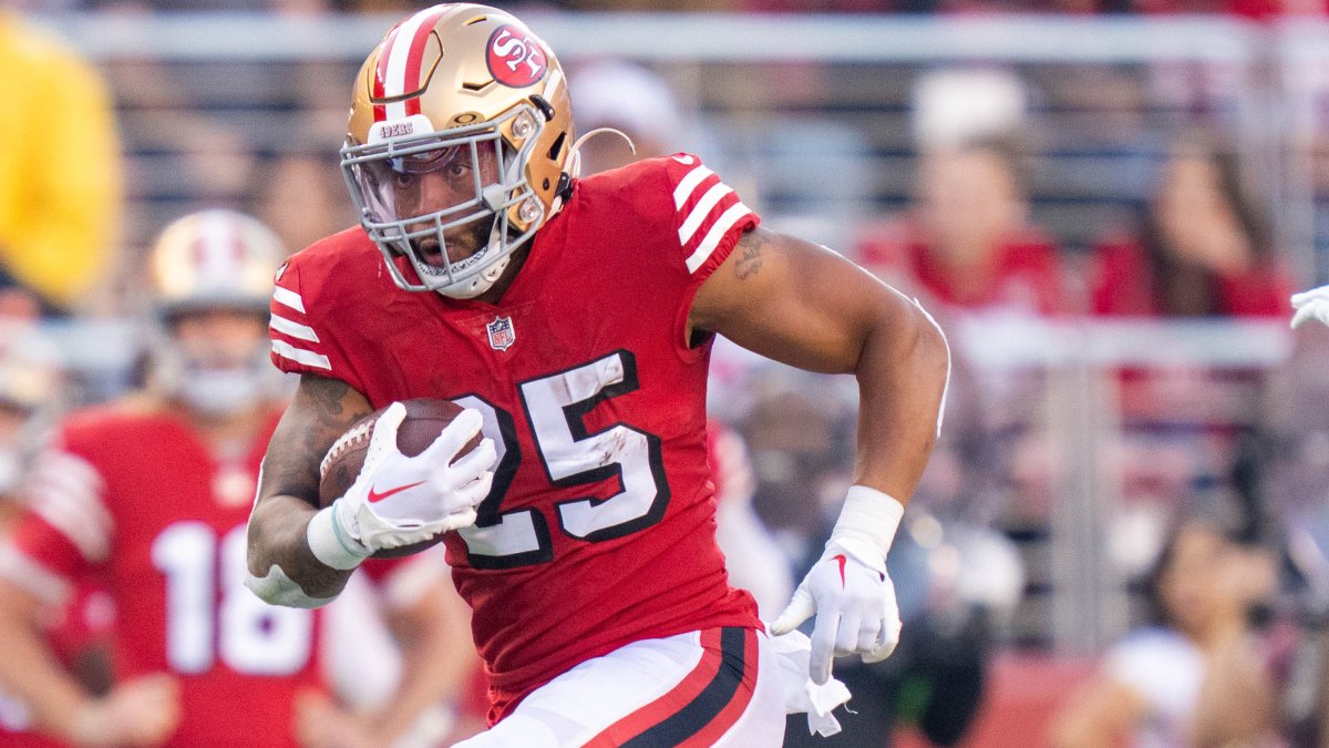 Eagles sign veteran running back Elijah Mitchell – NBC Sports Philadelphia
