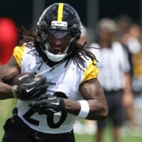 May 28, 2026; Pittsburgh, PA, USA; Pittsburgh Steelers running back Kaleb Johnson (20) participates in OTA drills at the UPMC Rooney Sports Complex.