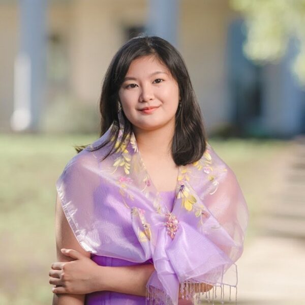 Portrait of Gilliane Yza Muyna