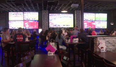 Soccer fans in Scranton cheer on Team USA