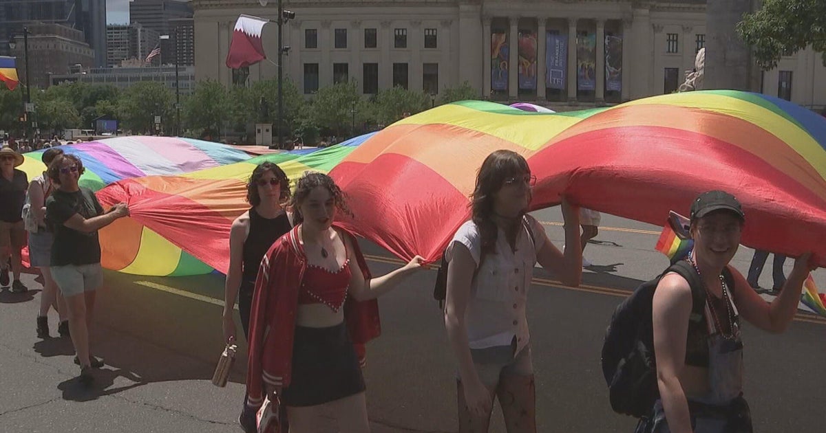 Philadelphia Pride March and Festival brings LGBTQ+ community together: "We're gonna hold each other up"