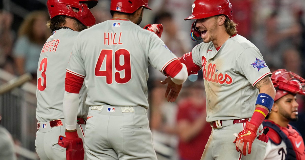 Philadelphia Phillies score 8 runs in the ninth inning and rally past Washington Nationals