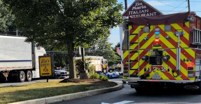 Fatal multi-vehicle crash shuts down North Reading Road in Lancaster County fatal multi-vehicle crash shuts down north reading road in lancaster county