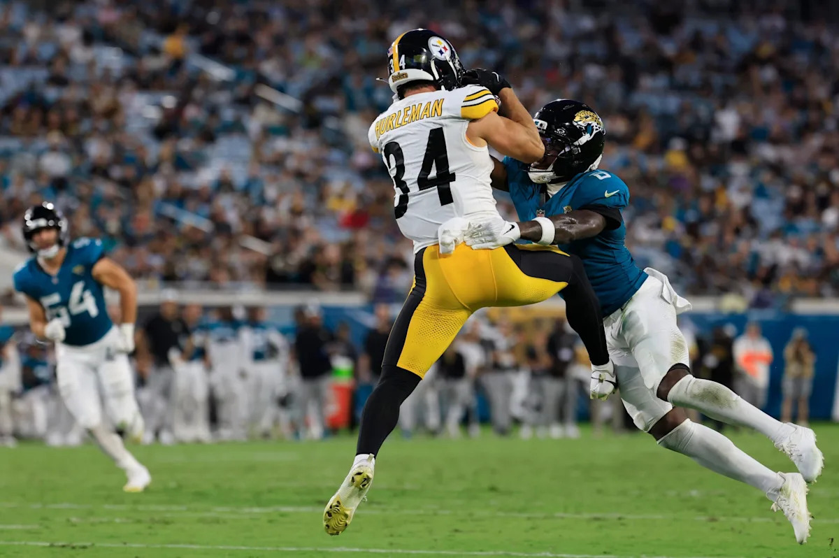 Pittsburgh Steelers finally make good on a signing that was reported months ago ahead of the start of mandatory minicamp