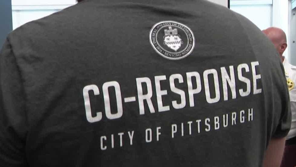 City expands program that pairs police with social workers