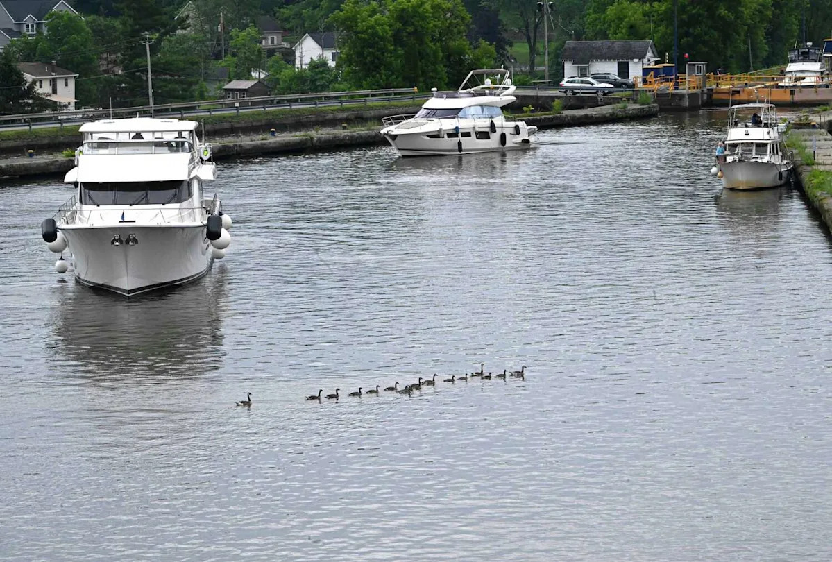 Erie Canal reopens Monday in Waterford