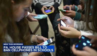 Pennsylvania House passes bill to ban cellphones in schools