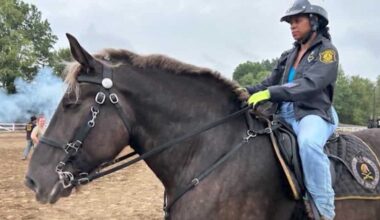 Pittsburgh detective empowers youth through horseback riding