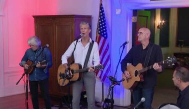 The Clarks perform concert in Pittsburgh mayor's office