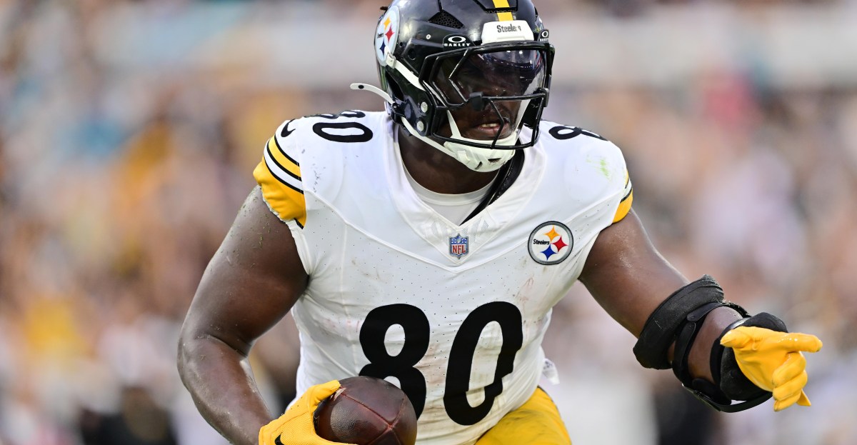Steelers sign TE Darnell Washington to $42 million extension