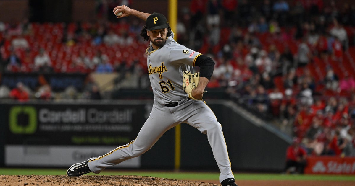 Minnesota Twins acquire righty reliever Justin Lawrence from Pittsburgh Pirates for cash