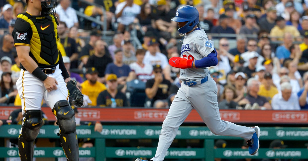 Dodgers score 10 runs in 7th inning to rout Pirates