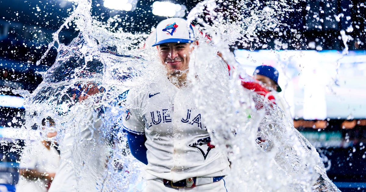 Jhoan Duran blows save for first time this season as Philadelphia Phillies lose to Blue Jays