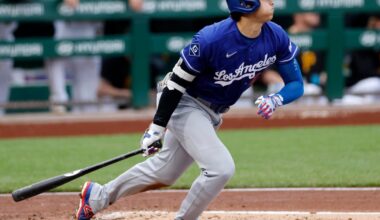 Shohei Ohtani injured in Dodgers' 8-6 win over Pirates