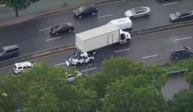 Crash causes traffic delays on I-76 westbound in Grays Ferry – NBC10 Philadelphia