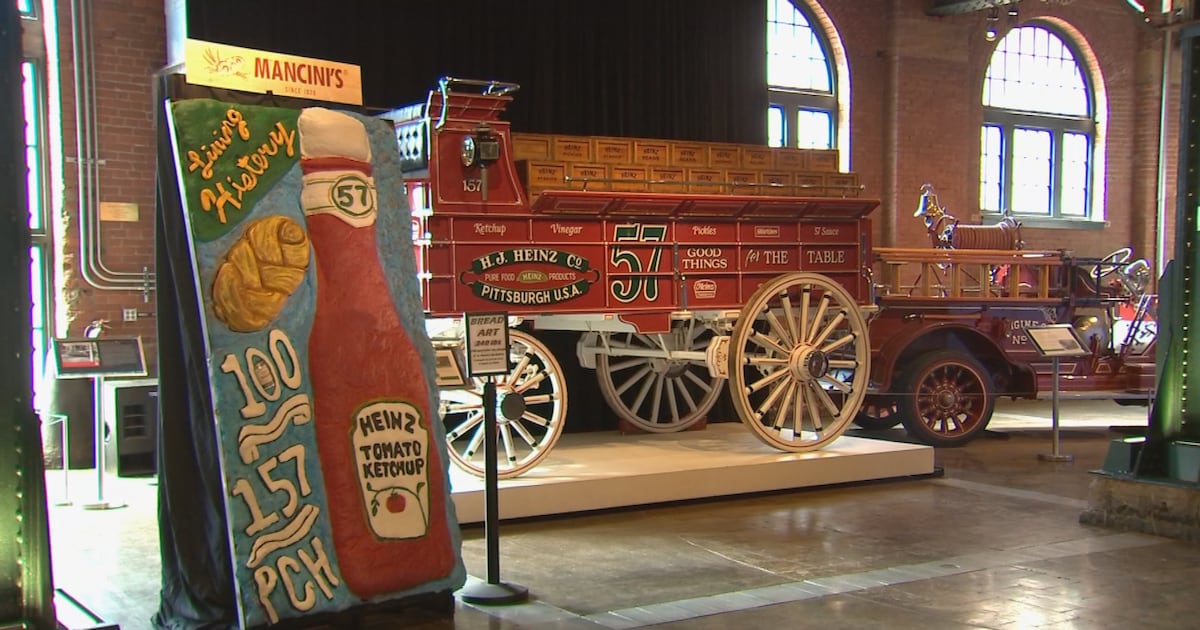 Heinz Ketchup, Mancini’s celebrate milestones with 8-foot-tall bread sculpture at history center