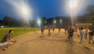 Pirates pitcher Paul Skenes plays catch at a Pittsburgh-area little league practice for hours