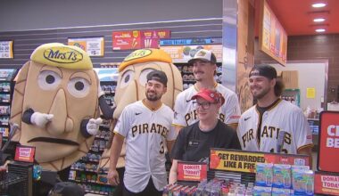 Pittsburgh Pirates serve up surprise MTOs, autographs at local Sheetz