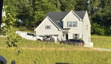 Man dies after stabbing at Jefferson Hills home, police say